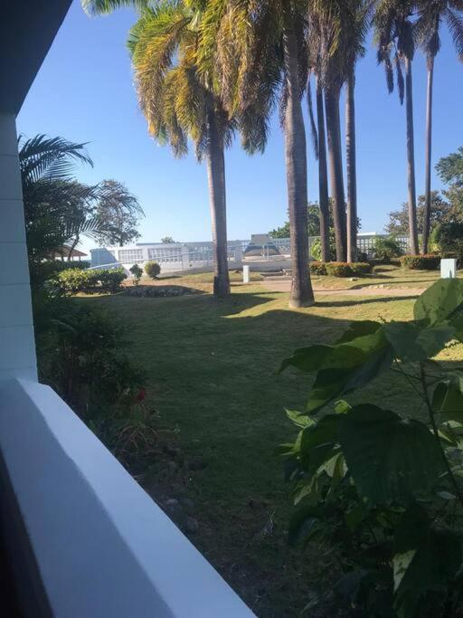 Negril Condo By The Beach Apt. 194 Point Village Exterior foto